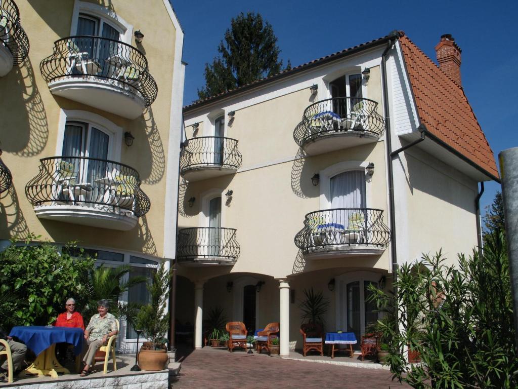 Hévíz Villa Mediterran מראה חיצוני תמונה